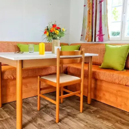 Zecamping 5 Pet Friendly Animé Avec Piscine Couverte En Bord De 5*