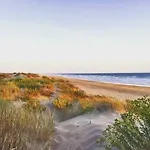 Zecamping 5 Etoiles Pet Friendly Anime Avec Piscine Couverte En Bord De Saint-Georges-d'Oleron