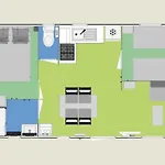 Zecamping 5 Etoiles Pet Friendly Anime Avec Piscine Couverte En Bord De