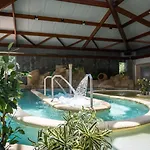 Zecamping 5 Etoiles Pet Friendly Anime Avec Piscine Couverte En Bord De Mer Campingplads 5*