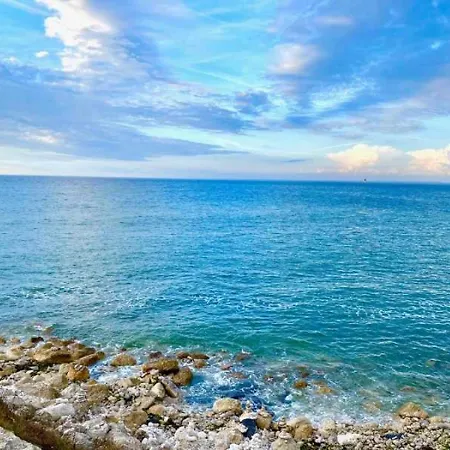 5 étoiles - Piscine - Eeaibb Camping