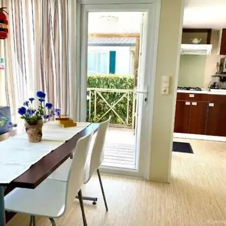 Camping 5 étoiles - Piscine - Eeaibb Saint-Georges-d'Oleron