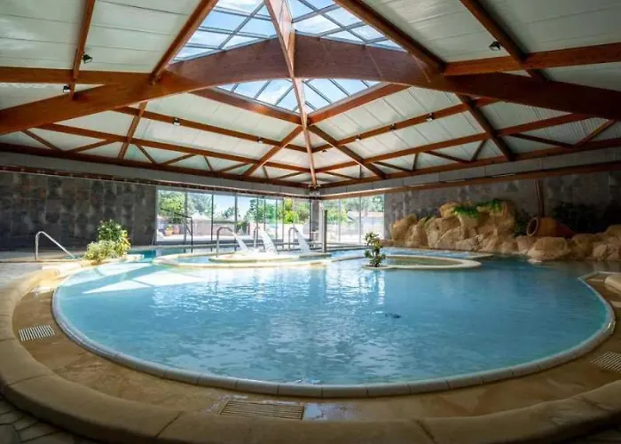 5 Etoiles - Piscine - Eeaibb 营地 *