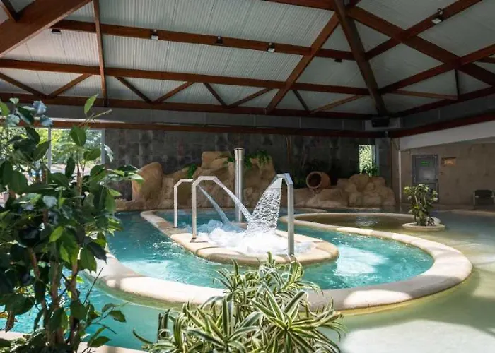 5 Etoiles - Piscine - Eeaibb 营地 *