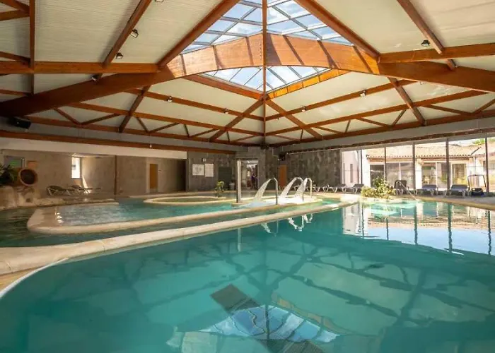 5 Etoiles - Piscine - Eeaibb 营地 奥雷龙圣乔治