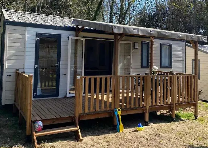 5 Etoiles - Piscine - Eeaibb 营地