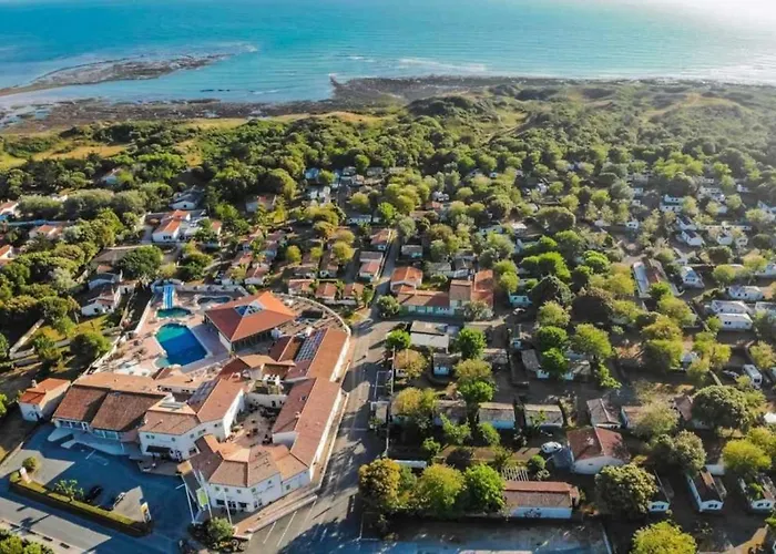 5 Etoiles - Piscine - Eeaibb *