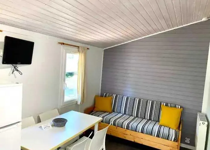 5 Etoiles - Piscine - Eeaibb 营地 *