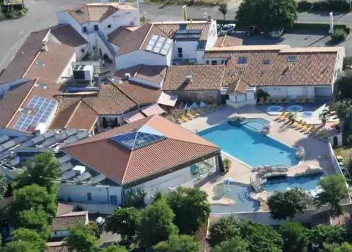 营地 5 Etoiles - Piscine - Eeaibb 奥雷龙圣乔治