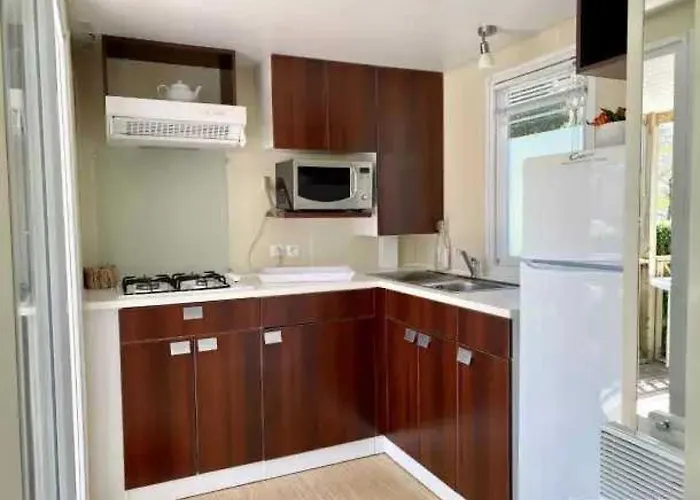 5 Etoiles - Piscine - Eeaibb 营地 *