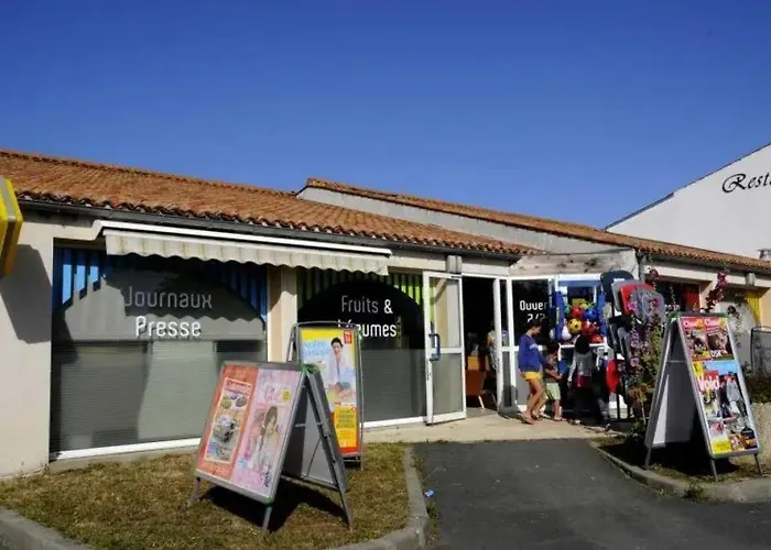 Camping 5 étoiles - Piscine - eeaibb Saint-Georges-d'Oleron