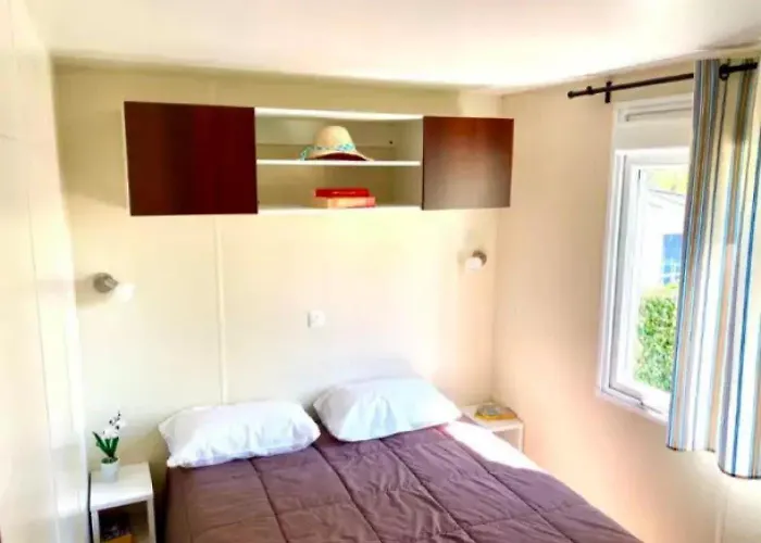 Camping 5 étoiles - Piscine - eeaibb Camping