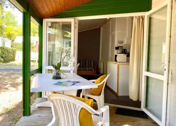 Camping 5 étoiles - Piscine - eeaibb 5* Saint-Georges-d'Oleron