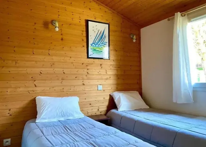 Camping 5 étoiles - Piscine - eeaibb Camping 5*